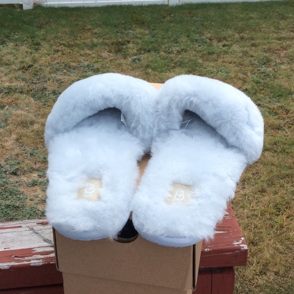 UGG Fluff Slide - Picture 4 of 7